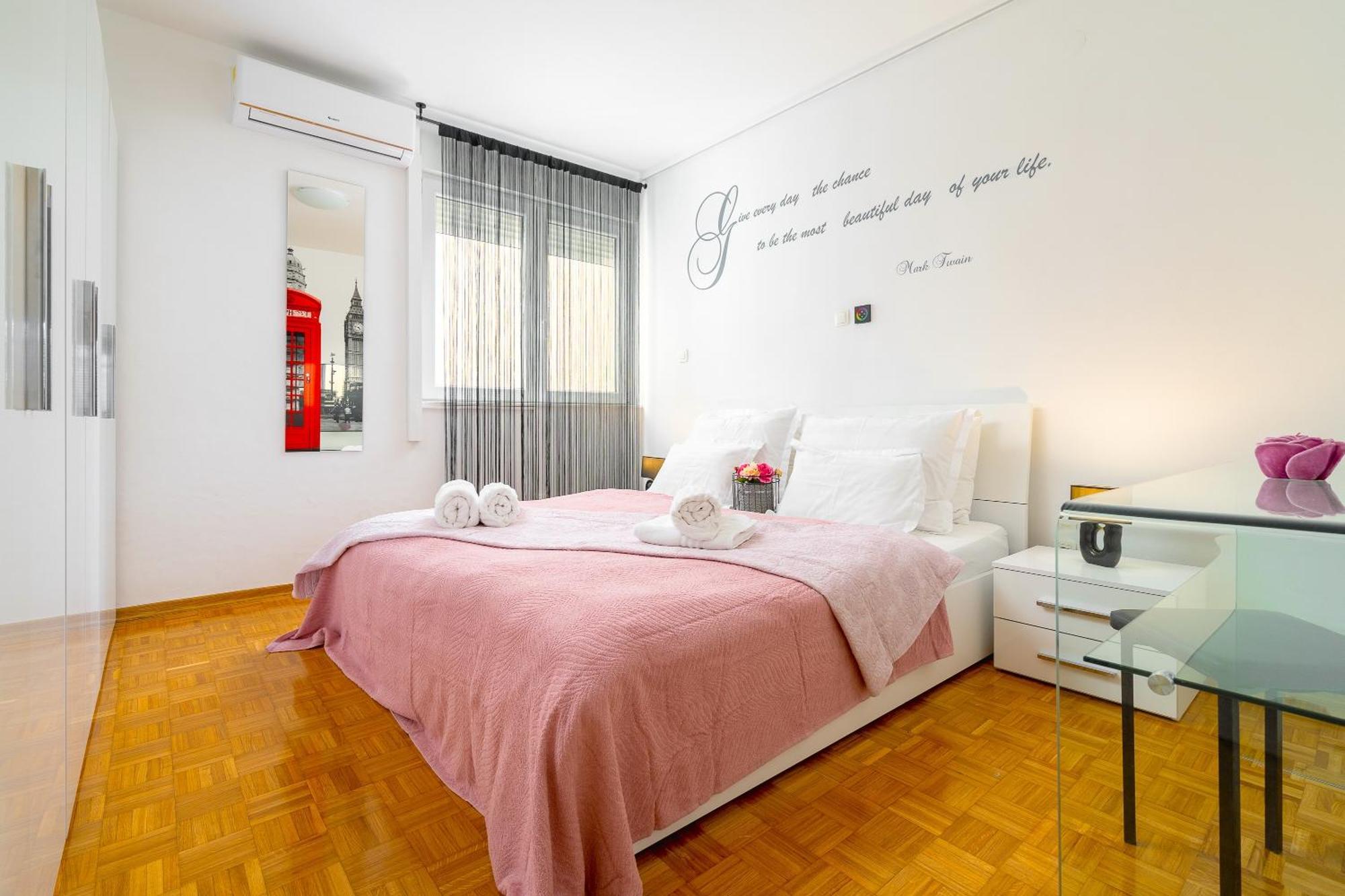 Apartma Luxe Comfort Melesio In Centre *