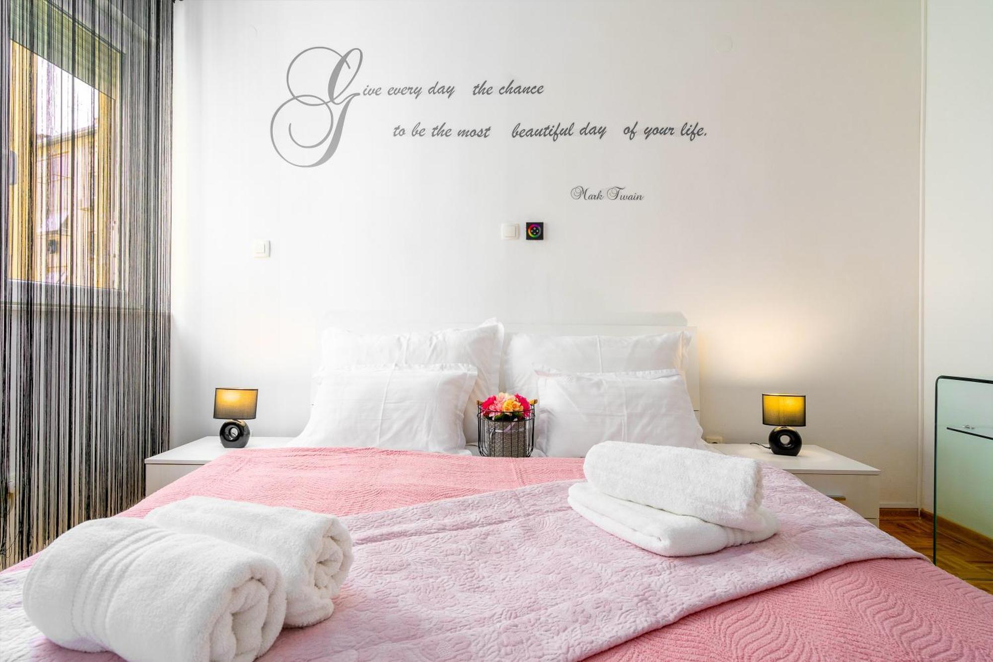 Apartma Luxe Comfort Melesio In Centre